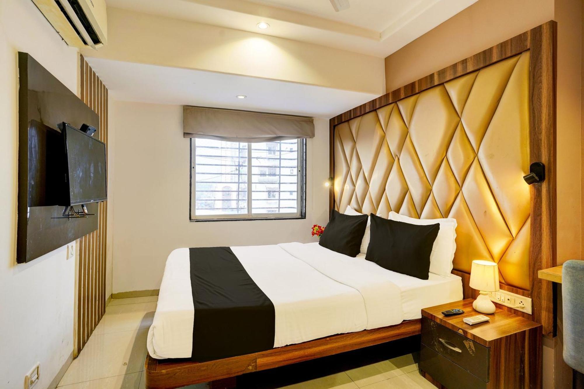 Super Hotel O Mumbai Central Formerly Park Palace Extérieur photo